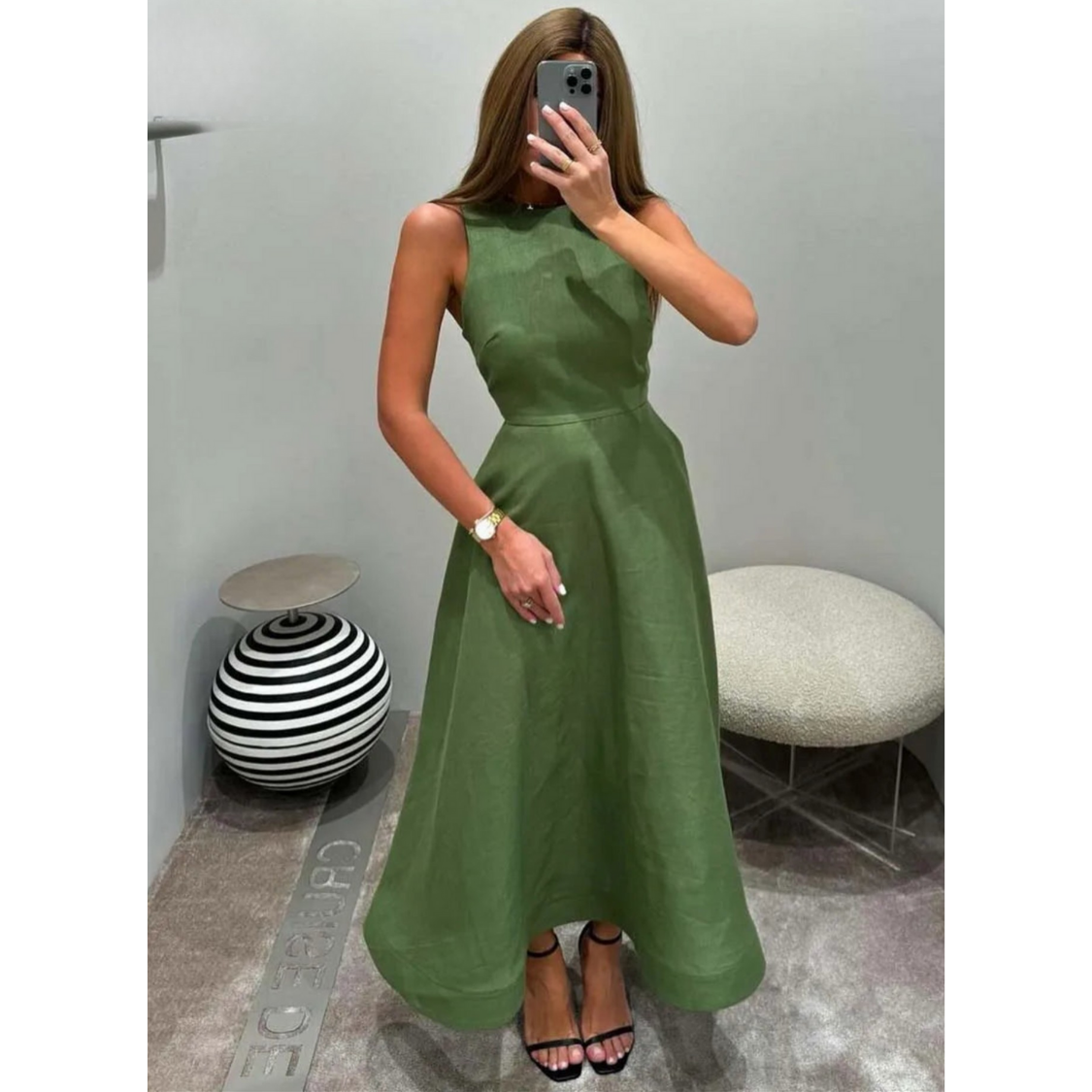 LUNARY™  Sleeveless Midi Dress