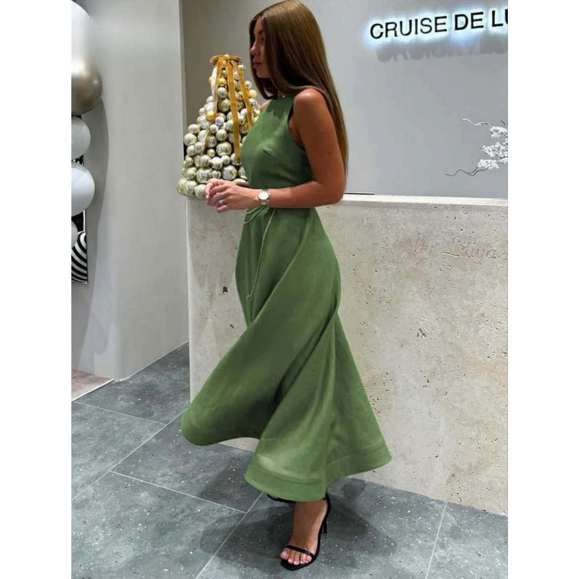 LUNARY™  Sleeveless Midi Dress